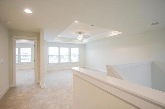 Building Photo - 13901 Eucalyptus Bnd