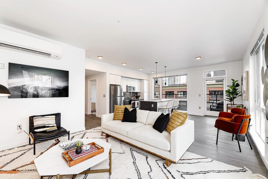 Surrey on Main 10777 Main St Bellevue WA 98004 Apartment Finder