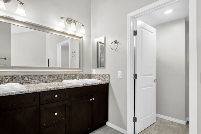 Building Photo - Beautiful single level home in Rancho Pena...