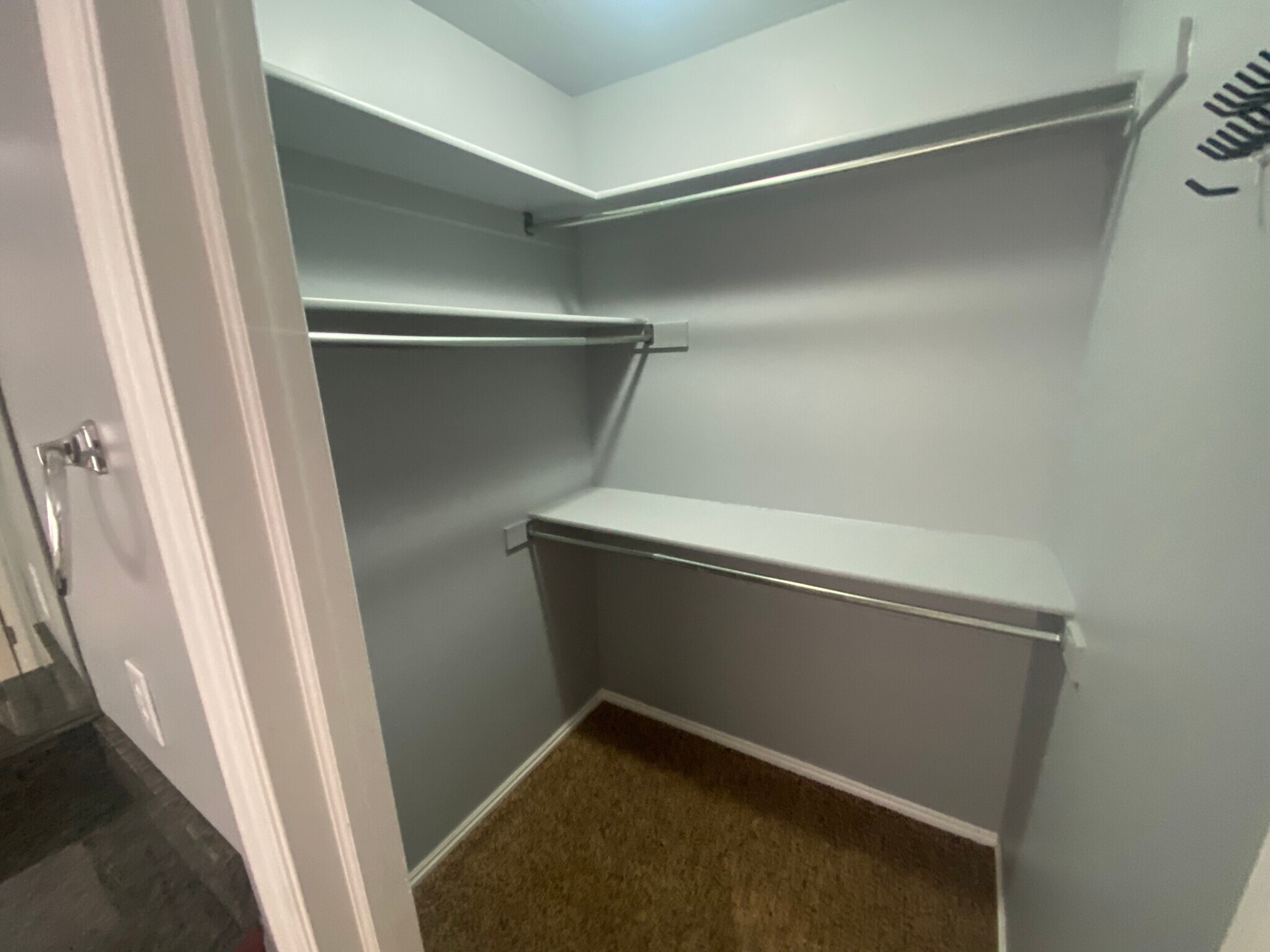 Building Photo - 987 E Blue Heron Way