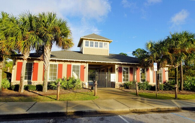 Building Photo - 399 Pin Oak Loop