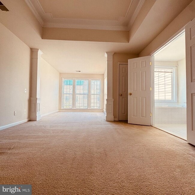 Building Photo - 8936 Singleleaf Cir