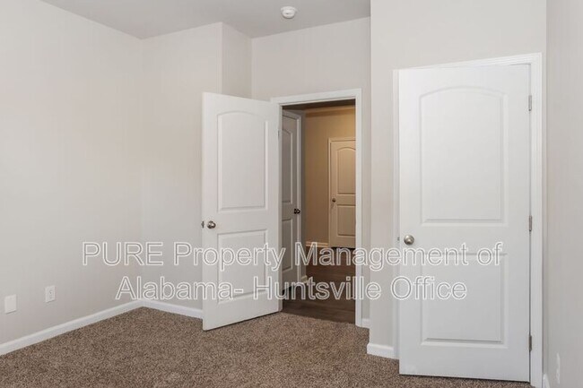 Building Photo - 14170 Lannister Ln