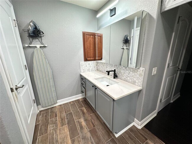 Building Photo - 1555 Blue Sky Blvd