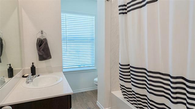 Building Photo - 537 Azalea Rd