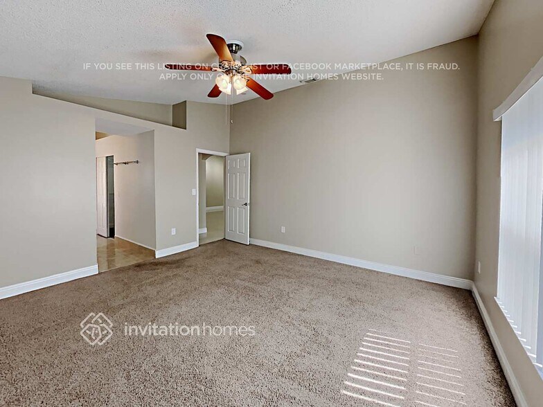 Building Photo - 1001 NW 125th Terrace