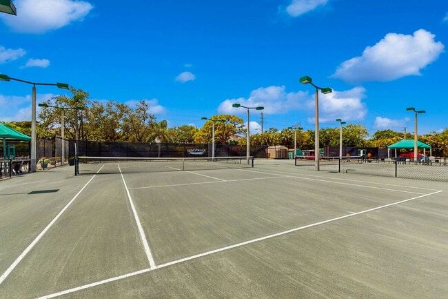 Building Photo - 655 Windsurf Ln