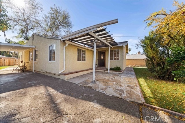 Building Photo - 19148 Saticoy St