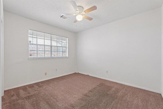 Building Photo - 1209 NW 103rd St