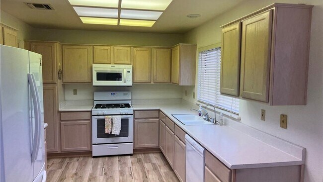 Building Photo - 2516 Sunup Dr