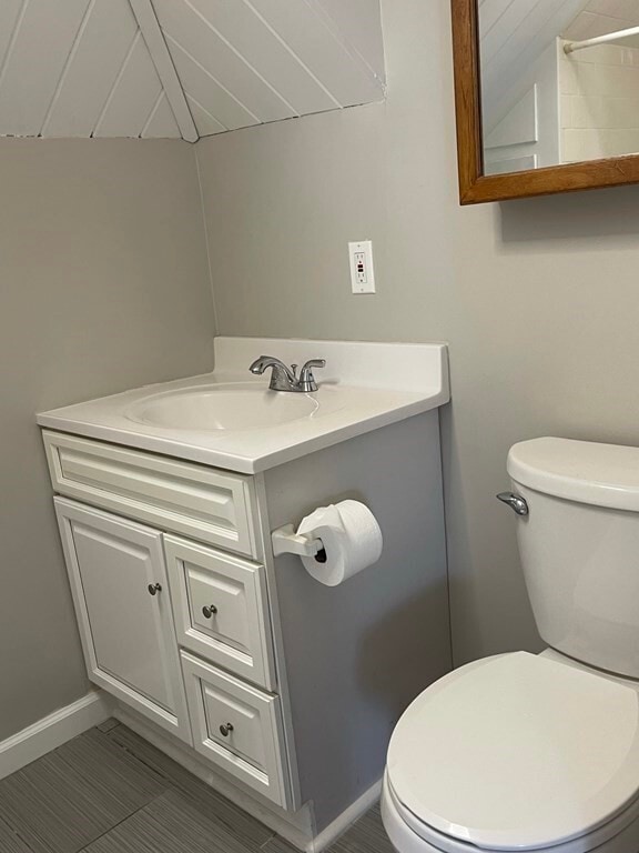 Building Photo - 831 Belleville Ave