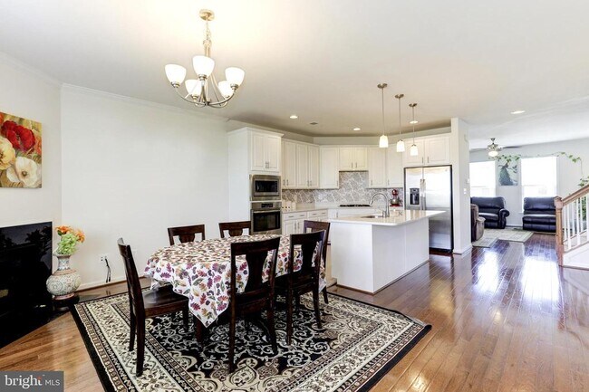 Building Photo - 24690 Capecastle Terrace