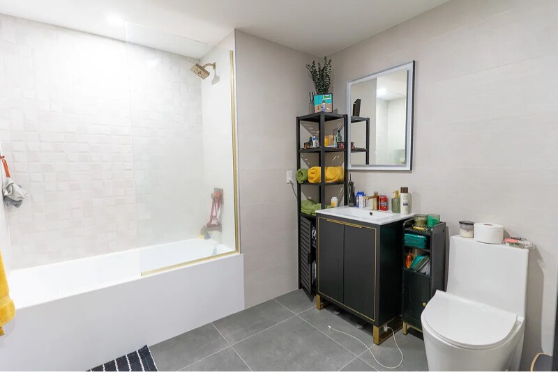 Building Photo - 154 Lenox Rd