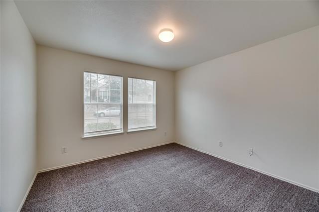 Building Photo - 2946 Midbury Dr