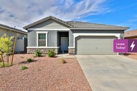 Building Photo - Spacious 4 bed 3 bath