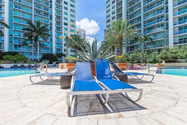 Building Photo - 244 Biscayne Blvd