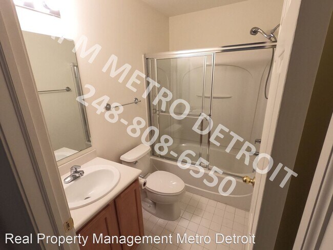 Building Photo - 3 br, 3 bath House - 1128 Faulkner N Bldg #E