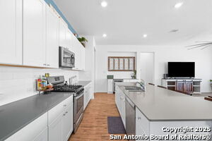 Building Photo - 8950 Rancher Pl