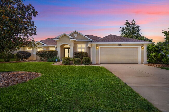 Primary Photo - Fully furnished home