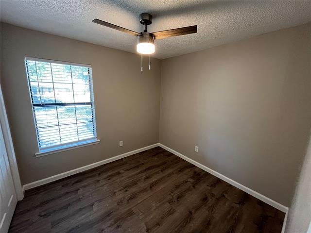 Building Photo - 826 Quinette Dr