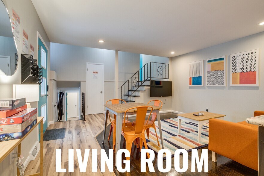 Building Photo - 201 Toledo St