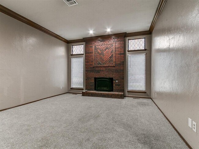 Building Photo - 1117 NW 198th St