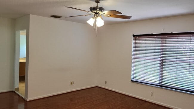 Building Photo - 4088 Lake Tahoe Cir