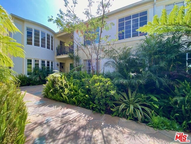 Building Photo - 1838 El Cerrito Pl
