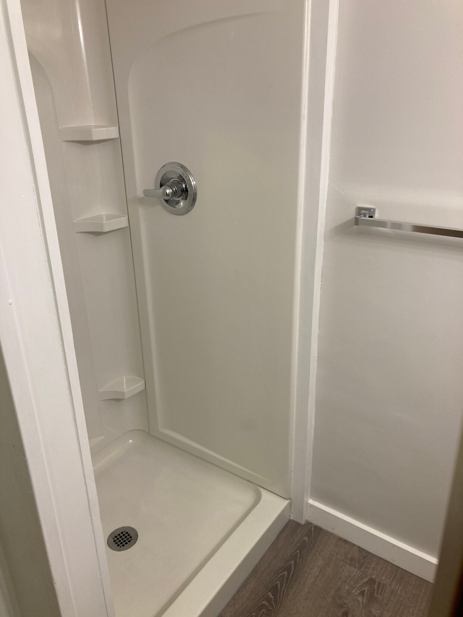 Building Photo - 1436 E 9th St