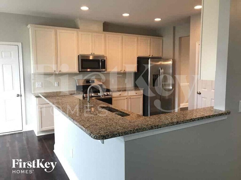 Building Photo - 4908 Wilcrest Ct