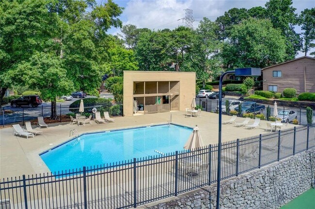 Building Photo - 1301 Parkaire Crossing