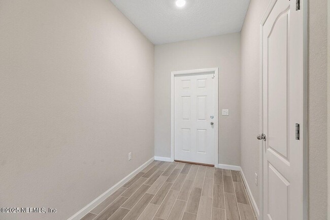Building Photo - 1111 Beach Dune Dr