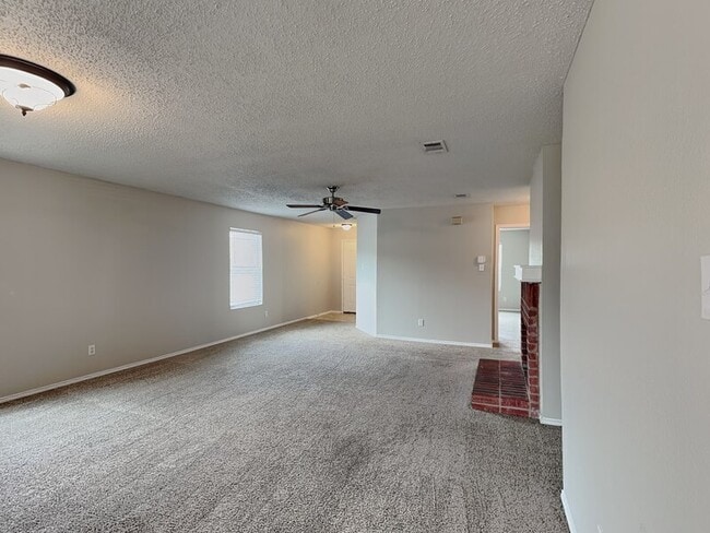 Building Photo - 5709 Addington Dr