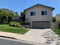 Building Photo - 26622 Saddleback Dr