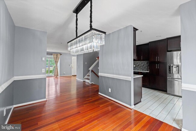 Building Photo - 3336 Fordington Pl