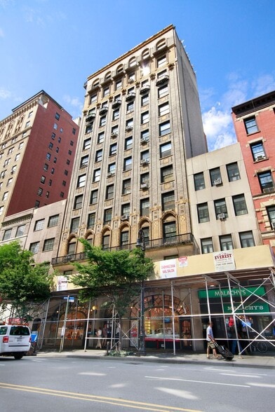 Building Photo - 105 W 72nd St