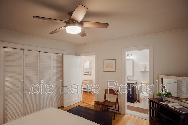 Building Photo - 117 Church St