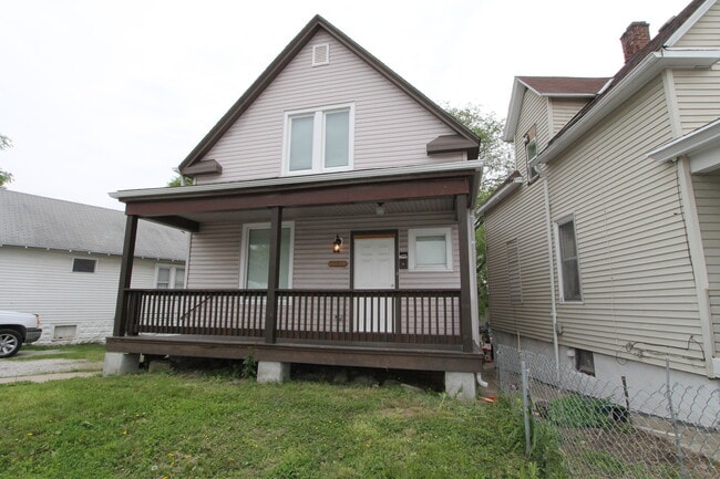 Building Photo - Three Bedroom Home - Big, Beautiful & New!...