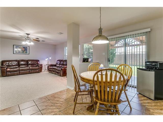 Building Photo - 2821 Briargrove Ln