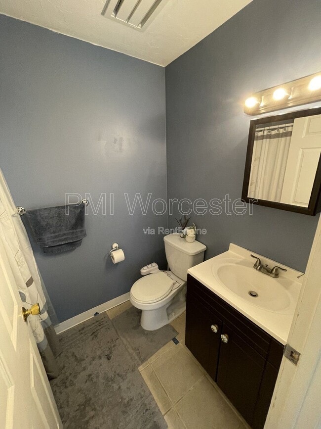 Building Photo - 244 Weatherstone Dr