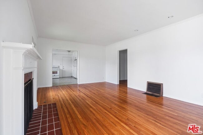 Building Photo - 4105 Irving Pl