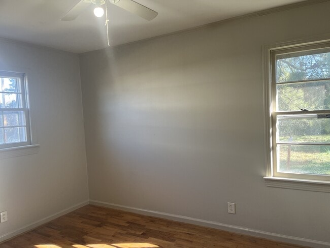 Building Photo - 1105 Edgewood Ave