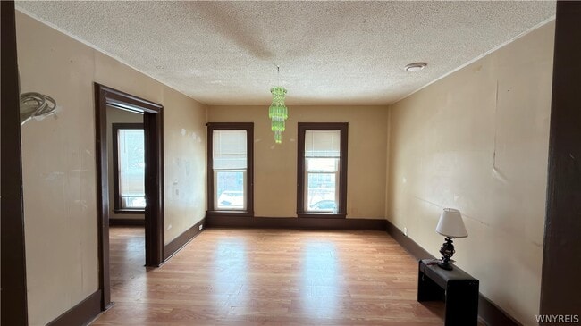 Building Photo - 42 Hartman Pl