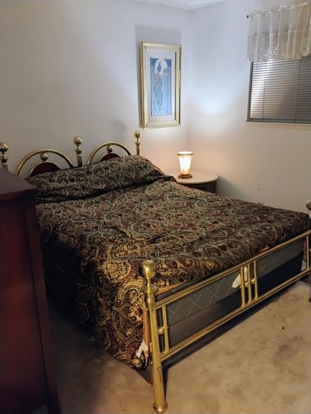 Building Photo - 106 Luann Ct