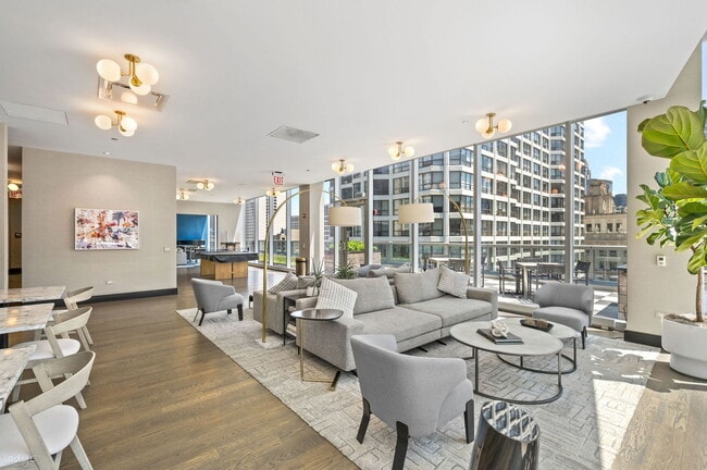 Building Photo - 403 N Wabash Ave