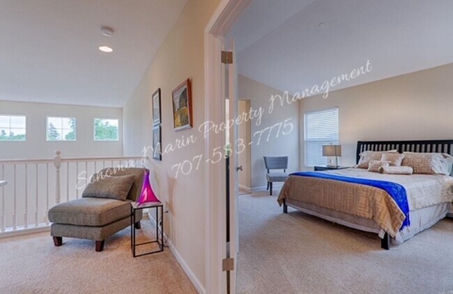 Building Photo - 4 Bedroom Home Corner Lot ~ 1 bedroom on 1st evel ~ 3 Full Bathrooms