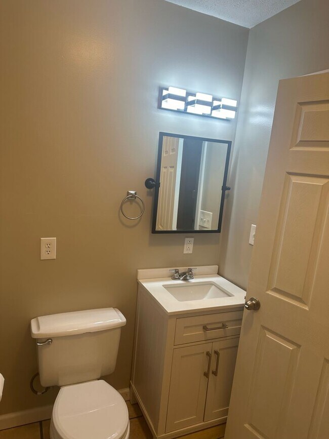 Building Photo - FABULOUS 4 BED HOME New Brighton