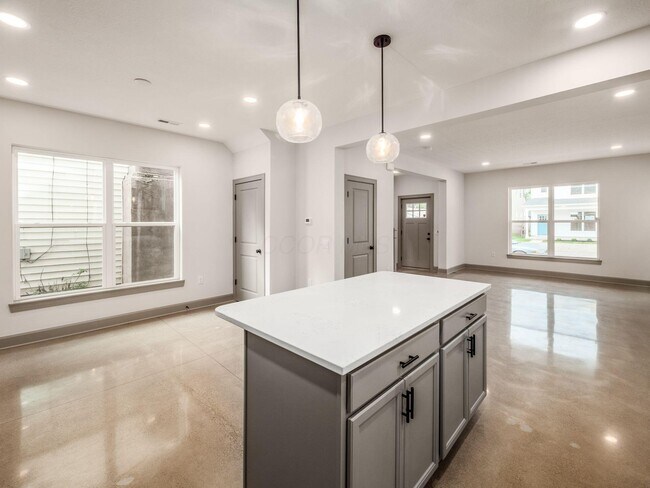 Building Photo - 166 Wisconsin Ave