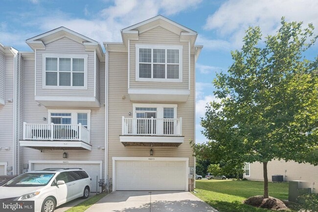 Building Photo - 46073 Hall Rd