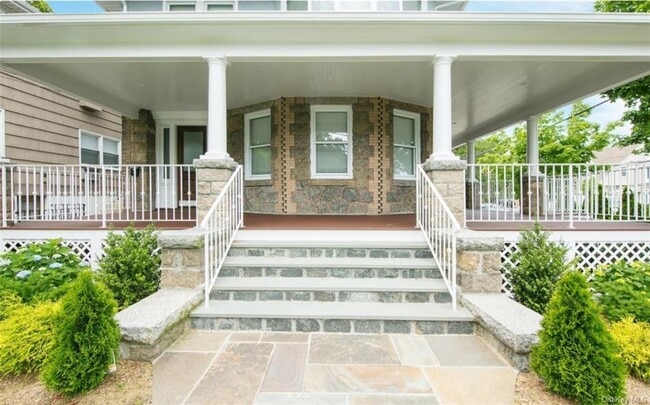 Building Photo - 216 Fenimore Rd